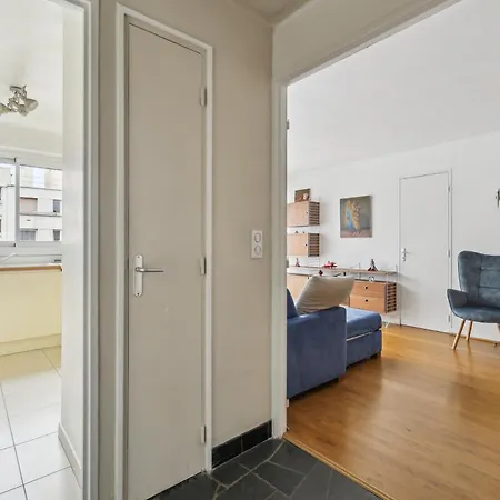 Проживание в семье Lovely Flat In Париж